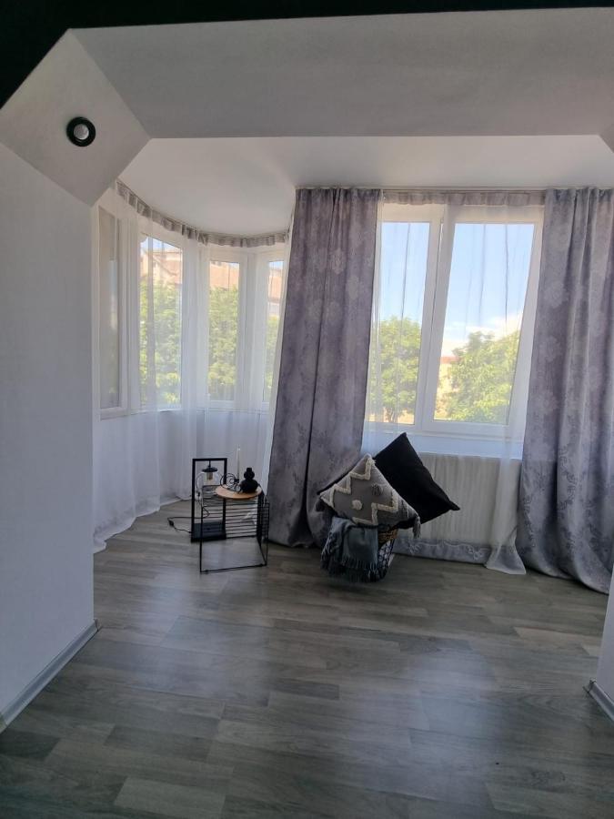 Clau Home Хунедоара Экстерьер фото